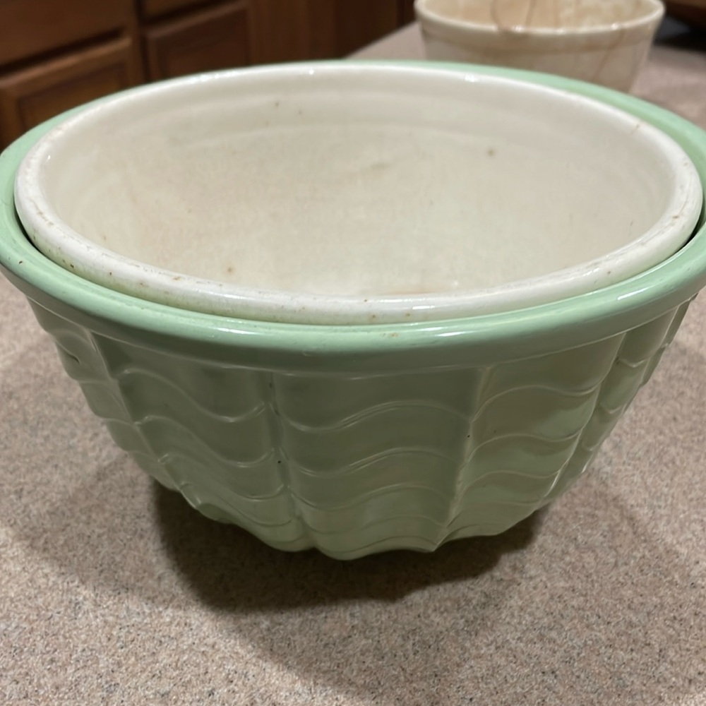 2 Roseville Vintage Mixing Bowls